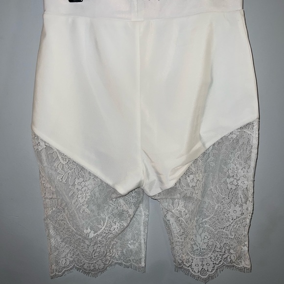 Meshki lace shorts avail I’m white & black - Picture 4 of 5